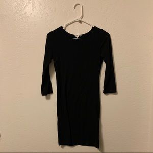 FOREVER 21 BLACK DRESS